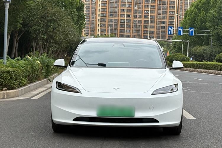 Used Tesla Model 3 2025 Rear-Wheel-Drive Version