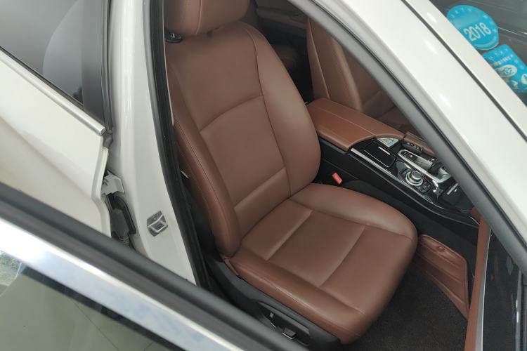 Used BMW 5 Series 2017 520Li Elegant Edition
