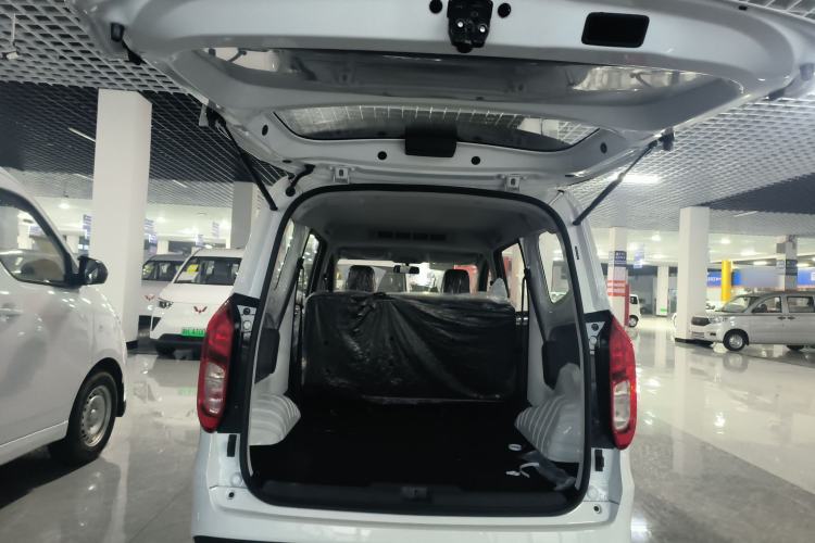 Used Wuling Hongguang New Energy 2024 All-Electric Model 300KM Standard Version