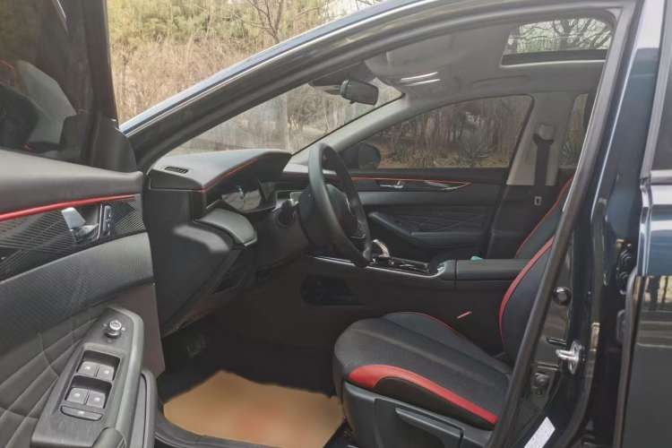 Used Dongfeng Aeolus Yixuan MAX 2023 1.5T Super-Powered Dad Edition
