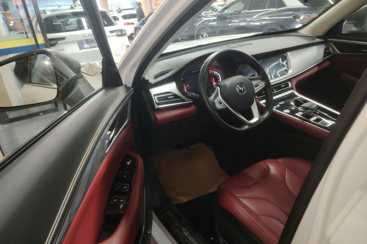 Used Changan CS85 COUPE 2023 1.5T DCT Luxury Version
