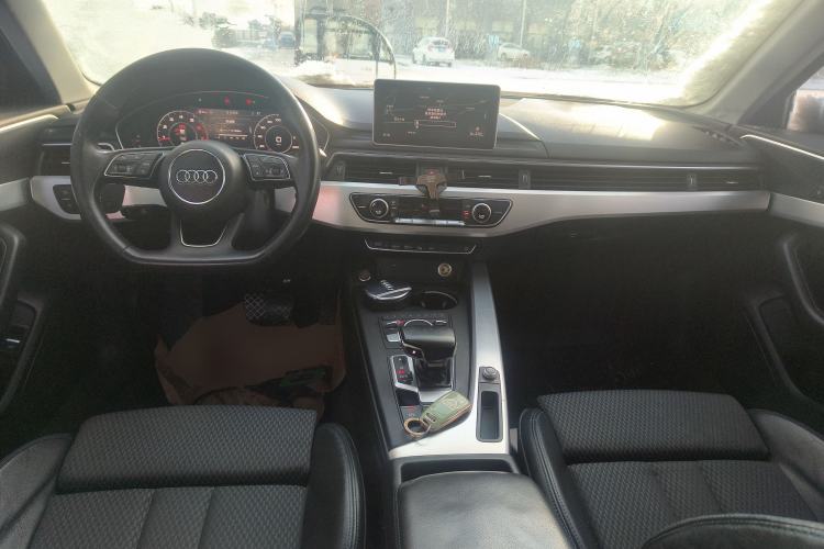 Used Audi A4L 2018 30th Anniversary Edition 40 TFSI Sport Edition
