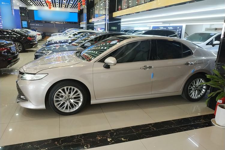 Used Toyota Camry 2019 Revised Version 2.5G Luxury Edition