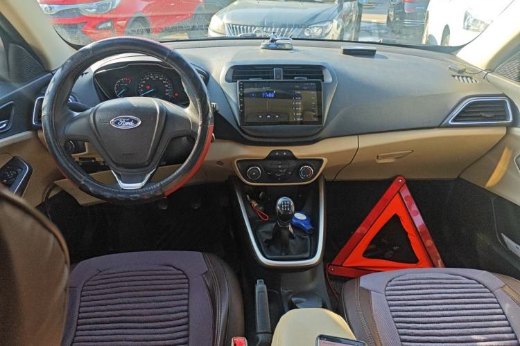 Used Ford Escort 2017 Revised Version 1.5L Manual Comfort Edition
