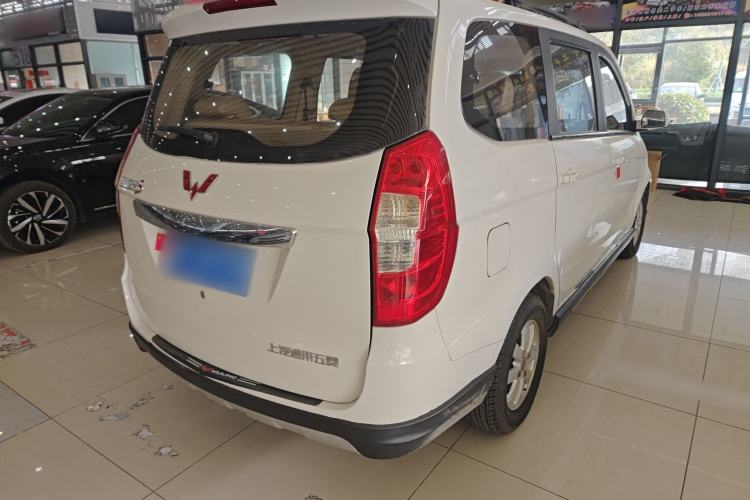 Used Wuling Hongguang 2014 1.2L S Comfort Model China IV
