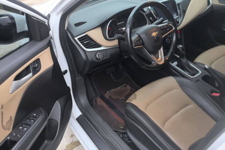 Used Chevrolet Monza 2021 320 Automatic Enjoyment Sunroof Edition
