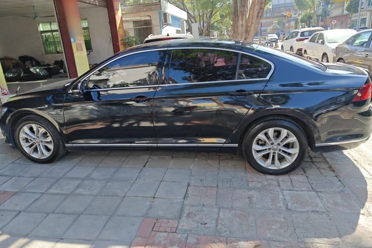 Used Volkswagen Magotan 2018 Facelift 380TSI DSG Luxury Version
