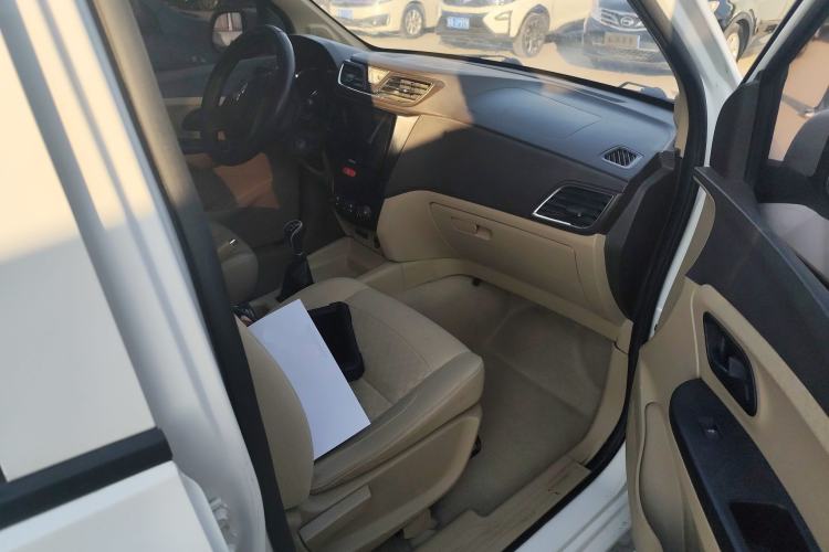 Used Wuling Hongguang 2015 1.5L S1 Standard China V-Emission Standards
