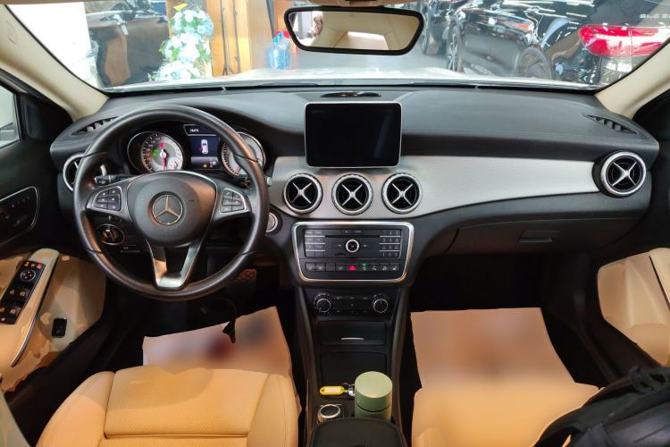 Used Mercedes-Benz GLA 2016 GLA 220 4MATIC Luxury Model