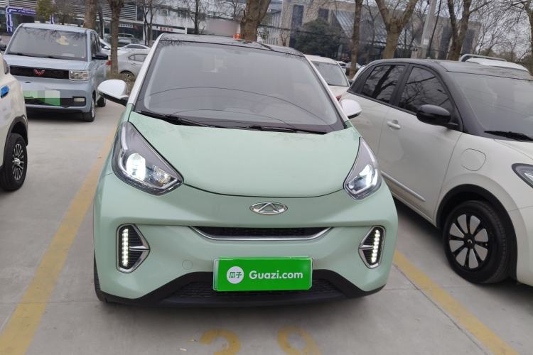 Used Chery Little Ant 2022 Revised Version Sweet Pink Edition Half-Sugar Version Lithium Iron Phosphate 30.7 kWh 30 kW 301 km
