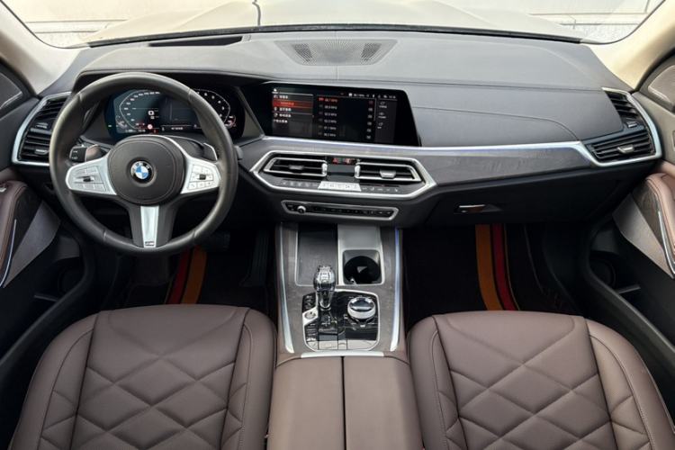 Used BMW X5 2022 Restyled xDrive 30Li Luxury Version M Sport Package