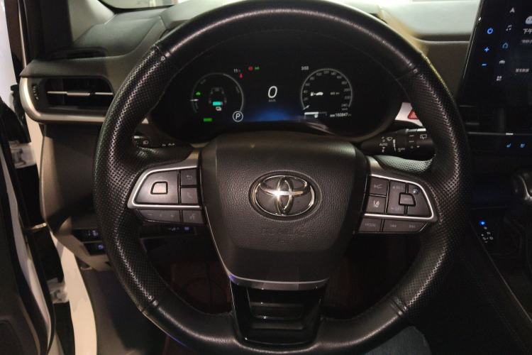 Used Toyota Sienna 2021 2.5L Hybrid Ultimate Edition
