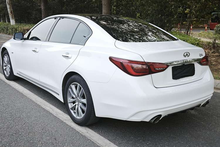 Used Infiniti Q50L 2018 2.0T Comfort Edition China VI Standard
