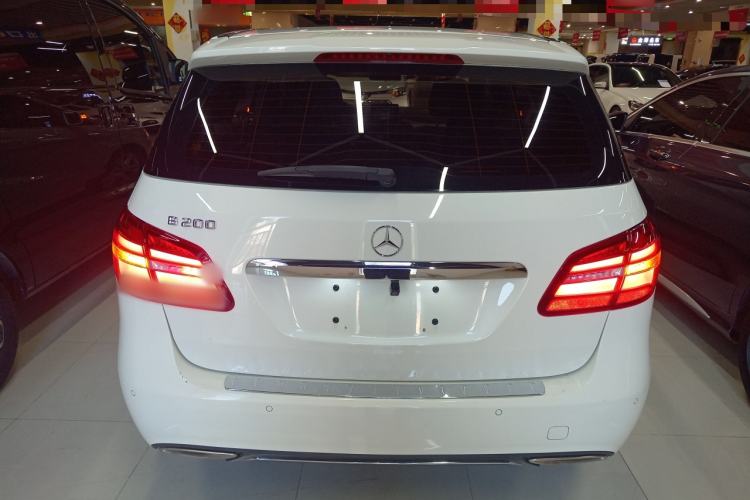 Used Mercedes-Benz B-Class 2015 B 200 Fashion Model
