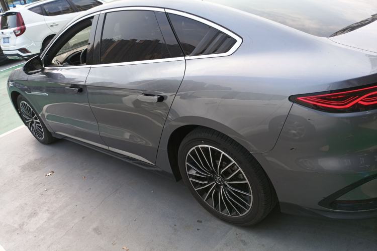 Used BYD Han 2023 EV Champion Edition 506KM Front-Wheel-Drive Premium Model
