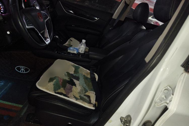 Used BYD Song MAX 2018 1.5T Automatic Smart Connect Luxury 6-Seater