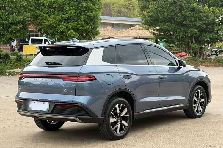 Used BYD Song Pro New Energy 2023 Champion Edition DM-i 71KM Navigation Model
