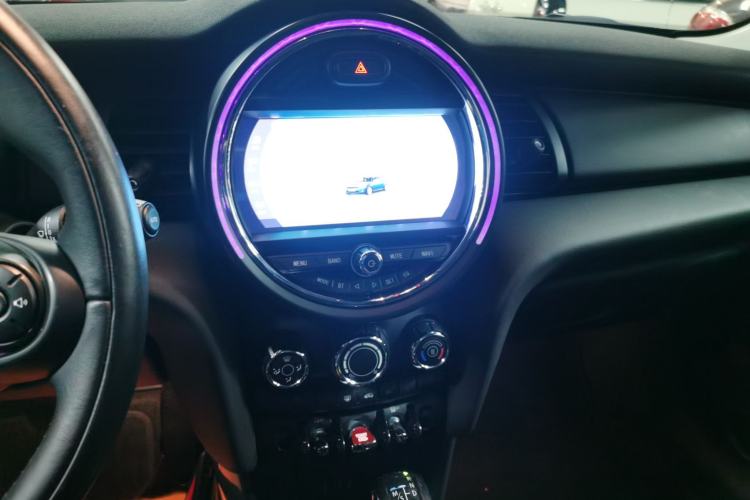 Used  MINI 2016 1.2T ONE Pioneer Edition
