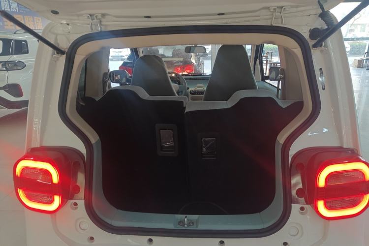 Used  uni 2022 Mildly Sweet Edition
