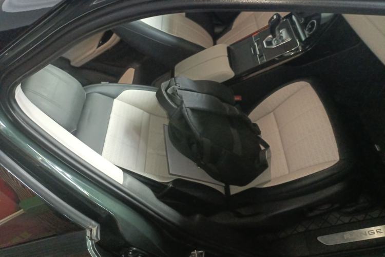 Used Land Rover Range Rover Evoque 2021 Range Rover Velar L 249PS R-Dynamic First Edition
