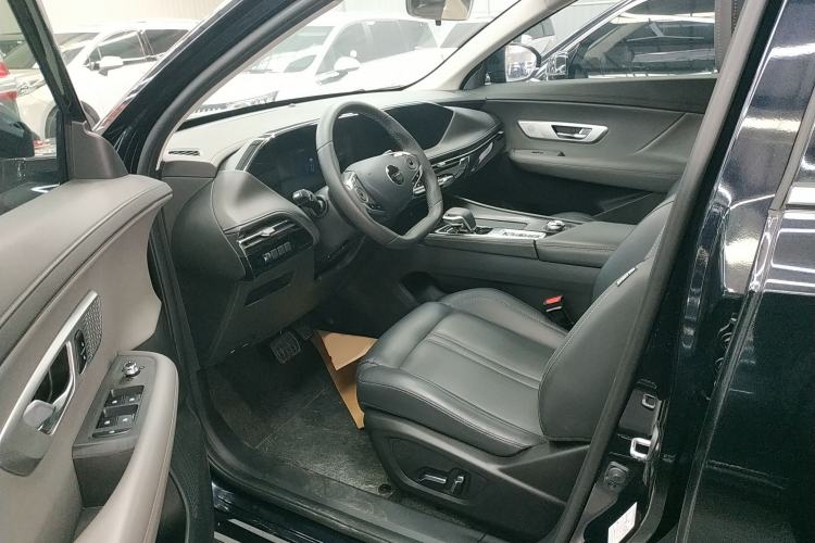 Used Dongfeng Aeolus Huge 2025 Mach Power 1.5T Luxury Version
