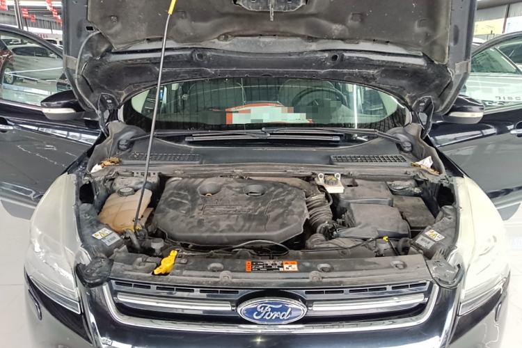 Used Ford Kuga 2015 2.0L GTDi Four-Wheel Drive Prestige Model
