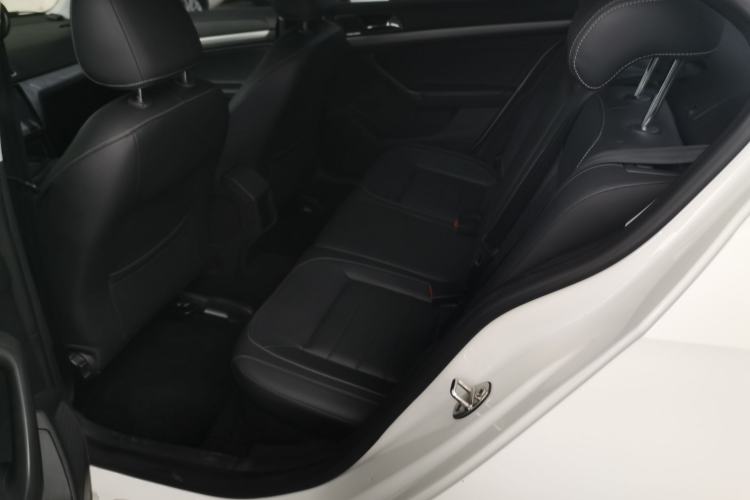 Used Volkswagen Lavida 2017 1.6L Automatic Comfort Edition