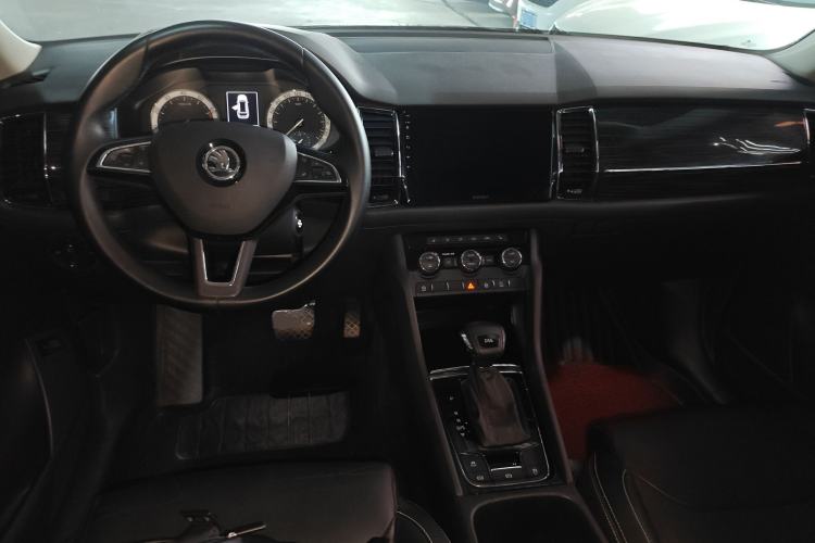 Used Skoda Kodiaq 2017 TSI330 7-Seater Two-Wheel-Drive Luxury Edition
