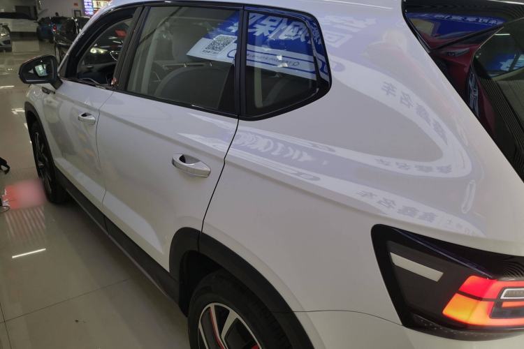 Used Volkswagen Tharu 2024 300TSI Two-Wheel-Drive Moon Luxury Edition
