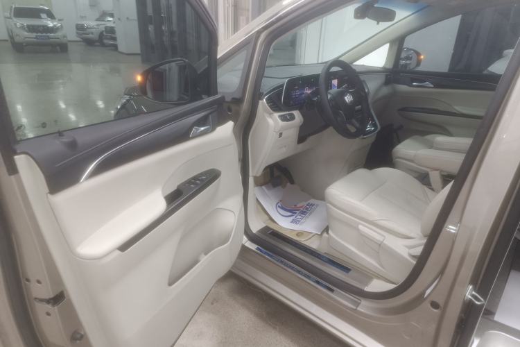 Used Buick GL8 2023 ES Lu Zun Comfort Model
