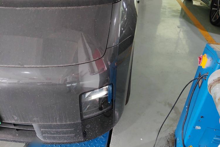 Used Li Auto MEGA 2024 Ultra Model
