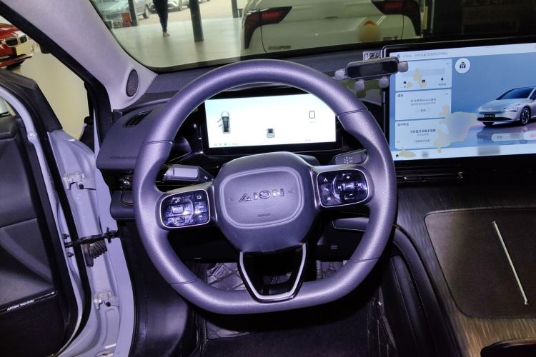 Used AION S MAX 2024 70 Star Edition 54.6 kWh