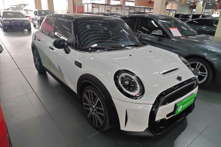 Used  MINI 2023 Facelift 2.0T COOPER S Artist Five-Door Edition
