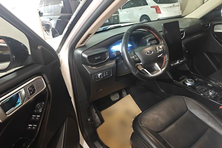 Used Ford Explorer 2020 EcoBoost 285 4x4 Titanium Edition 7-Seater
