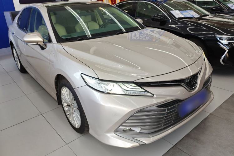 Used Toyota Camry 2019 2.5G Luxury Edition China VI Standard
