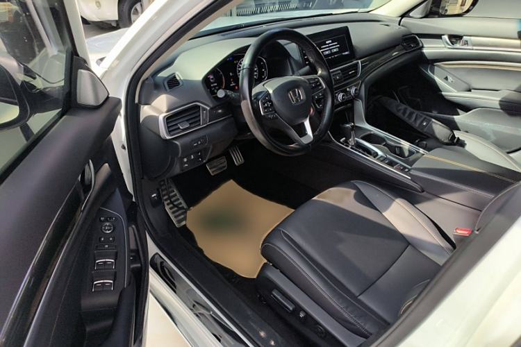 Used Honda Accord 2022 260TURBO Phantom Night · Prestige Edition
