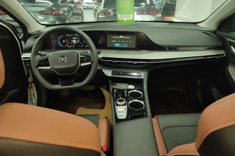 Used Changan Eado 2023 Changan Edition PLUS Blue Whale NE 1.4T GDI DCT Prestige Version
