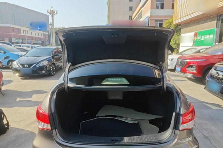 Used Nissan Sylphy 2016 Classic 1.6XE Automatic Leading Edition
