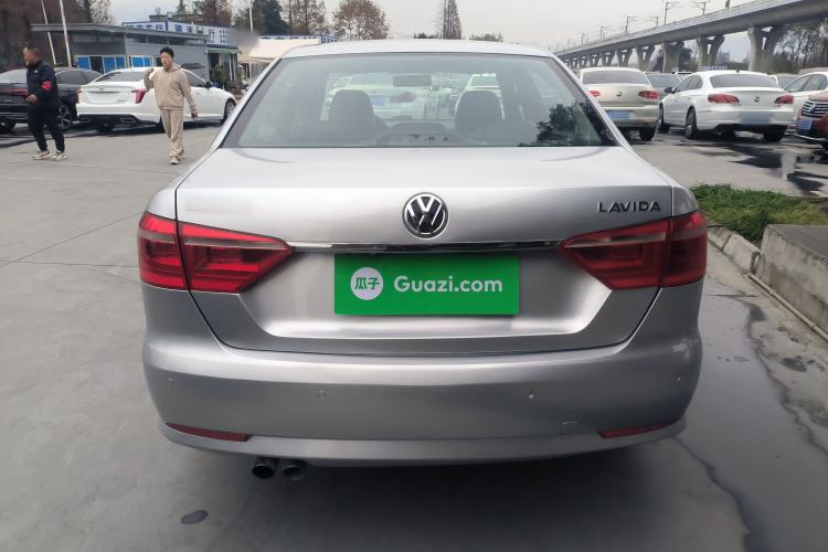 Used Volkswagen Lavida 2013 Restyled Classic 1.6L Automatic Comfort Edition