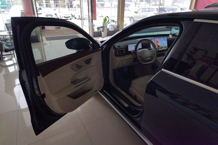 Used Chery Fulwin A9L 2025 Model, Four-Wheel Drive High-Energy Peak Edition
