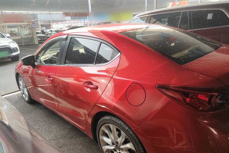 Used Mazda Mazda 3 Axela 2016 Sedan 2.0L Automatic Flagship Model
