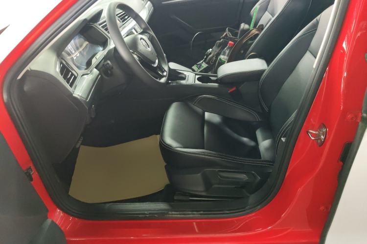 Used Volkswagen Lamando 2019 230TSI DSG Fashion Edition China V Standard