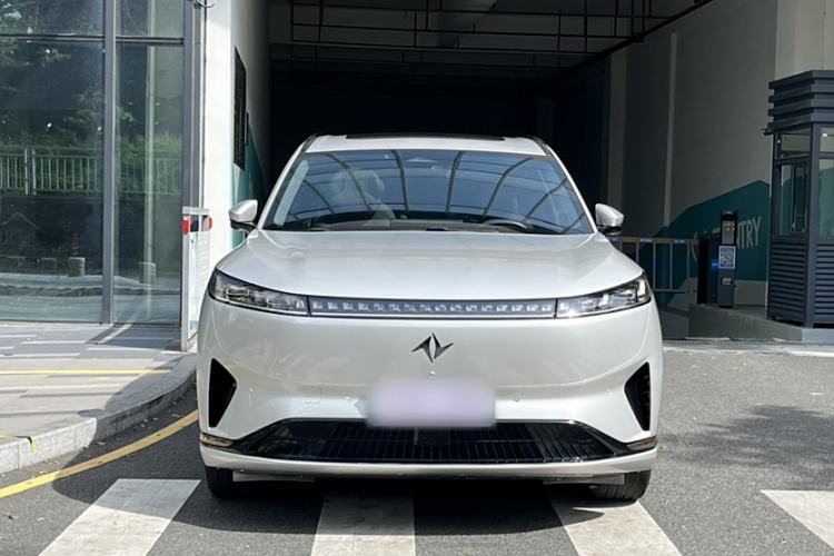 Used  eπ008 2024 210Max Range-Extended Version 6 Seats
