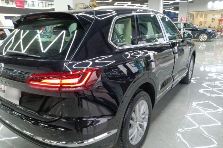 Used Volkswagen Touareg 2021 2.0 TSI Ruiyi Edition
