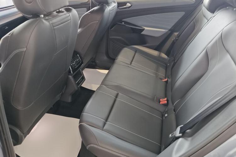 Used Volkswagen ID.4 X 2025 Smart Version Pure & Intelligent Enjoyment Edition
