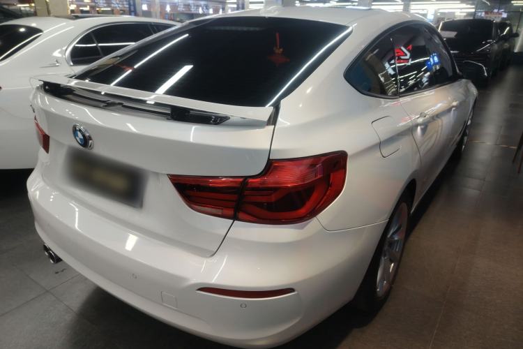 Used BMW 3 Series GT 2018 320i Sport Edition
