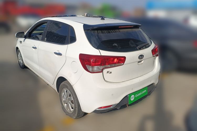 Used Kia K2 2015 Hatchback 1.4L AT GLS Cool Edition
