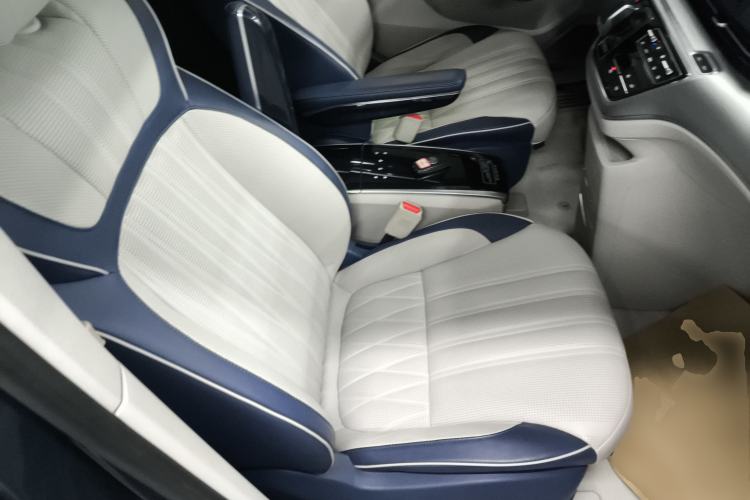 Used Roewe iMAX8 2021 400TGI Supreme Series Ultimate Edition