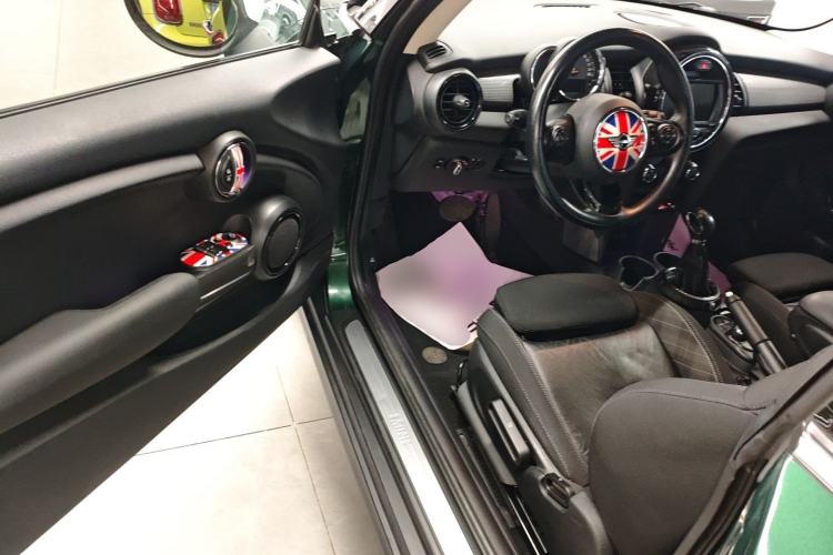 Used MINI MINI 2016 1.5T COOPER
