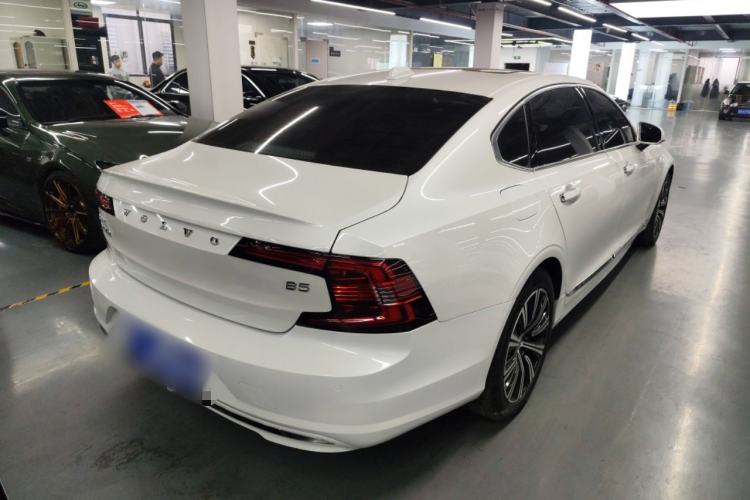 Used Volvo S90 2021 B5 Zhiyuan Luxury Edition
